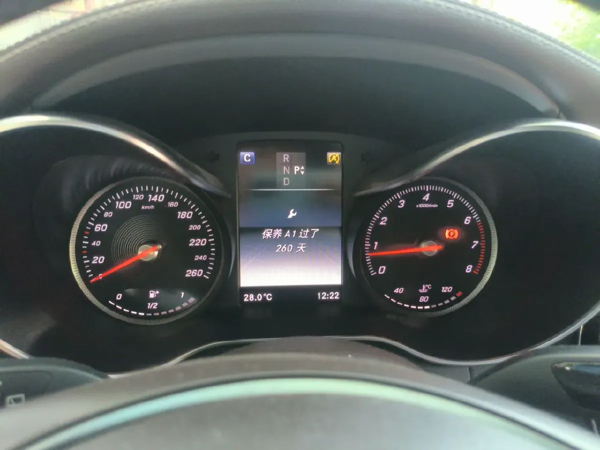 2017 Mercedes-Benz GLC Class 2.0T 211HP L4 9AT,autocango,china used car exporter,china ev exporter,chinese used car exporter,chinese used ev exporter