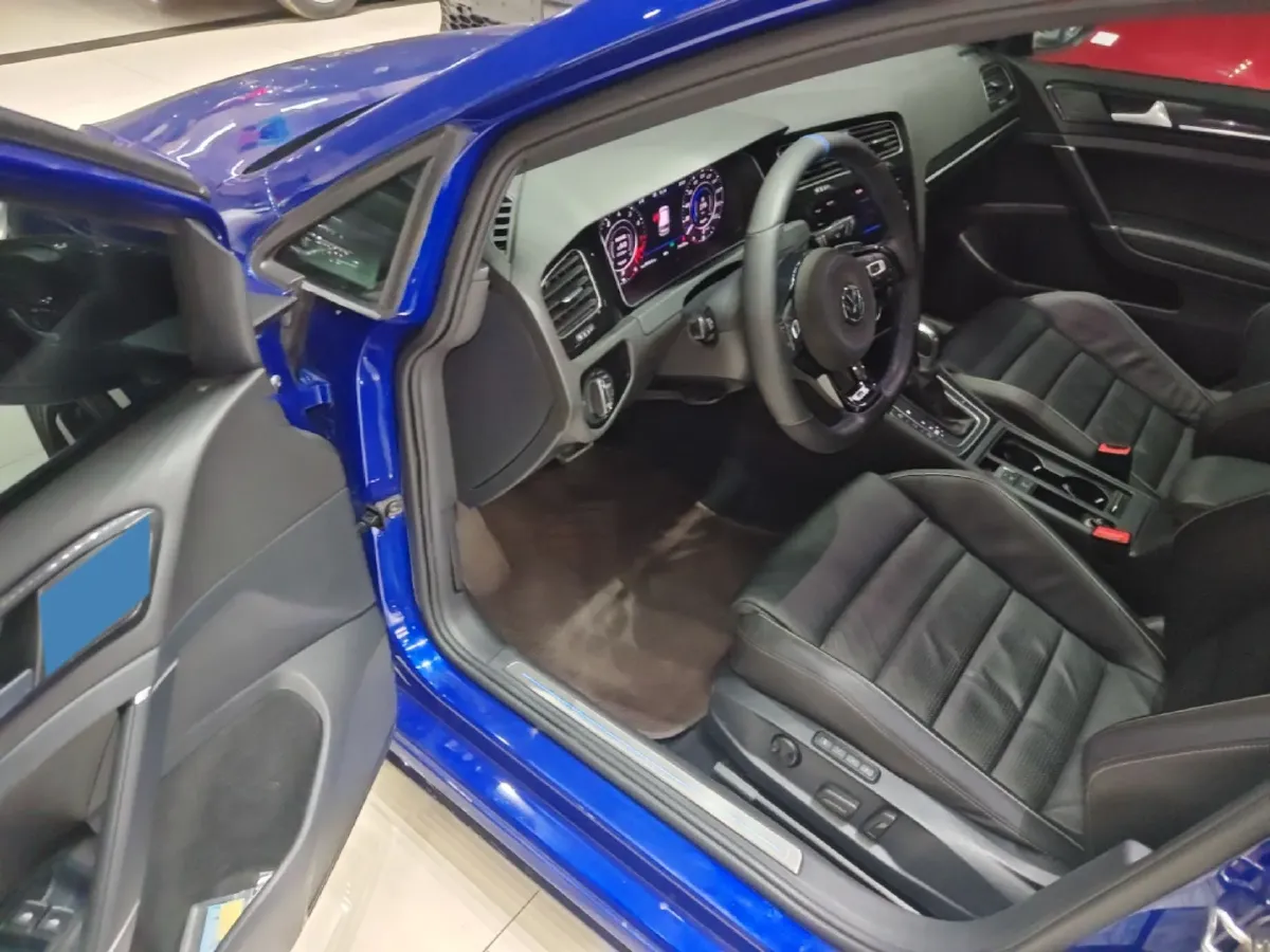 2017 Ford Mustang 2.3T 314HP L4 6AT,autocango,china used car exporter,china ev exporter,chinese used car exporter,chinese used ev exporter