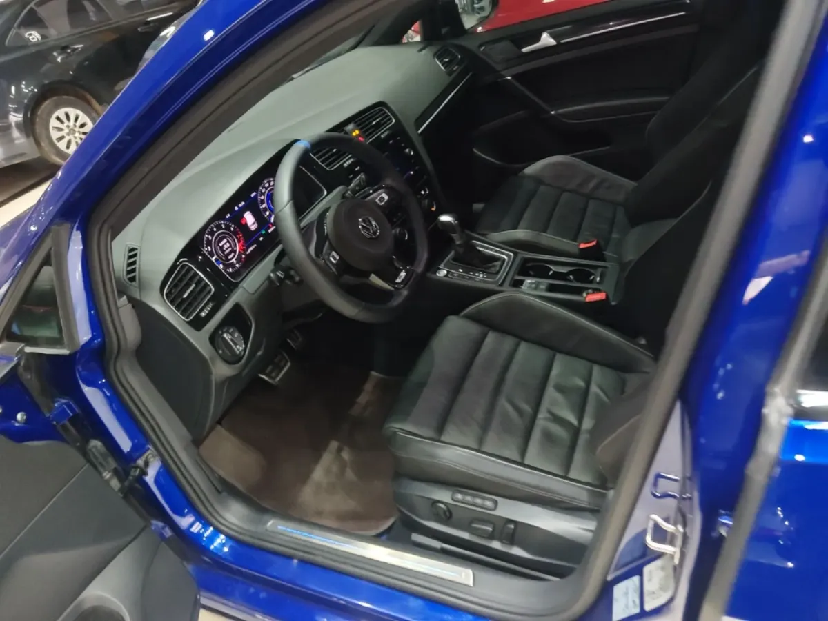 2017 Ford Mustang 2.3T 314HP L4 6AT,autocango,china used car exporter,china ev exporter,chinese used car exporter,chinese used ev exporter