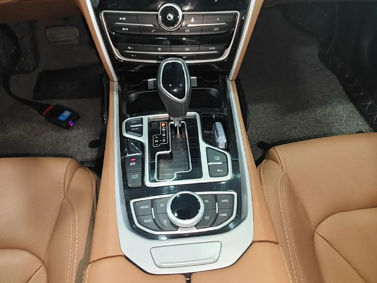 2017 Geely Emgrand GT 2.4L 162HP L4 6AT,autocango,china used car exporter,china ev exporter,chinese used car exporter,chinese used ev exporter