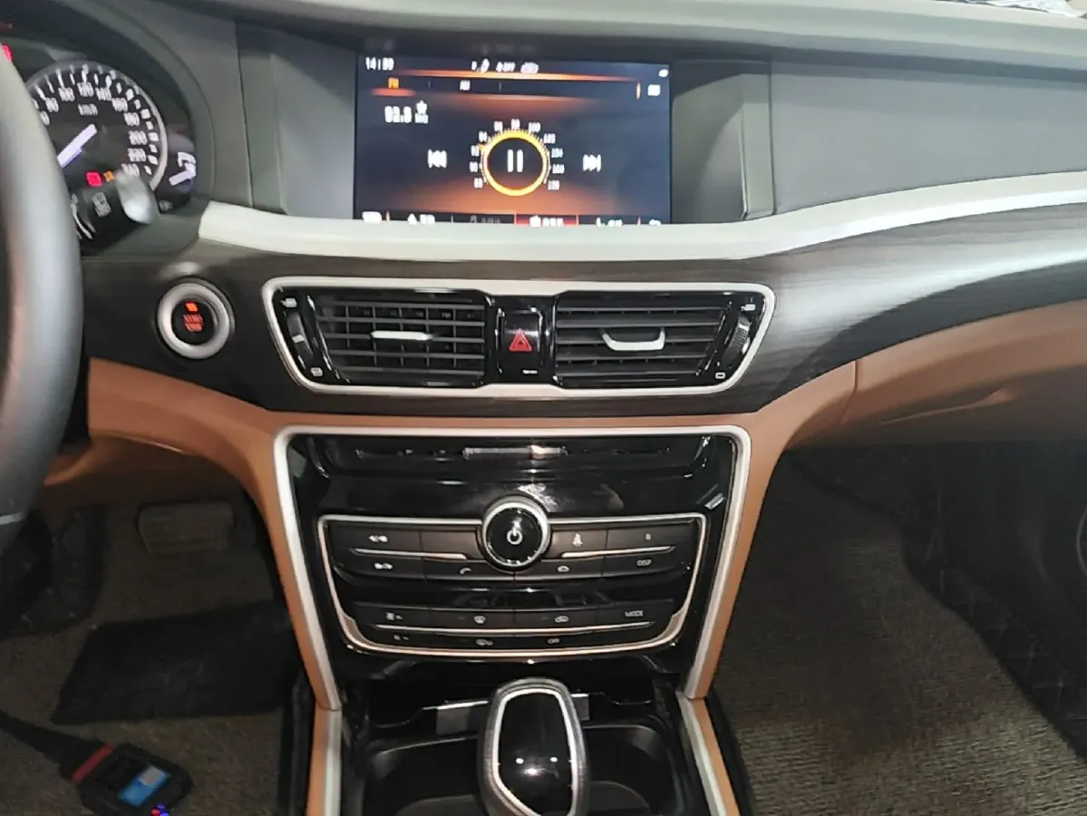 2017 Geely Emgrand GT 2.4L 162HP L4 6AT,autocango,china used car exporter,china ev exporter,chinese used car exporter,chinese used ev exporter