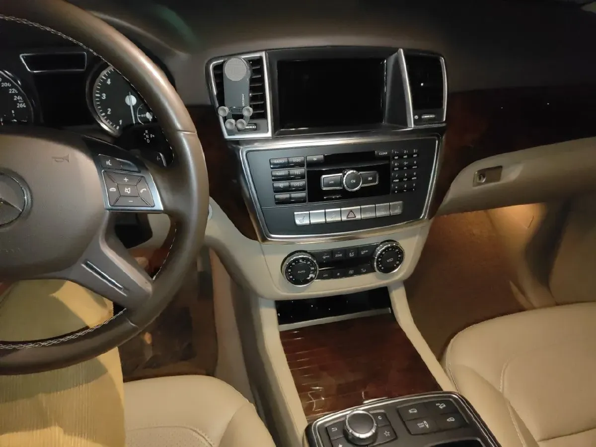 2014 Mercedes-Benz M Class 3.0T 333HP V6 7AT,autocango,china used car exporter,china ev exporter,chinese used car exporter,chinese used ev exporter