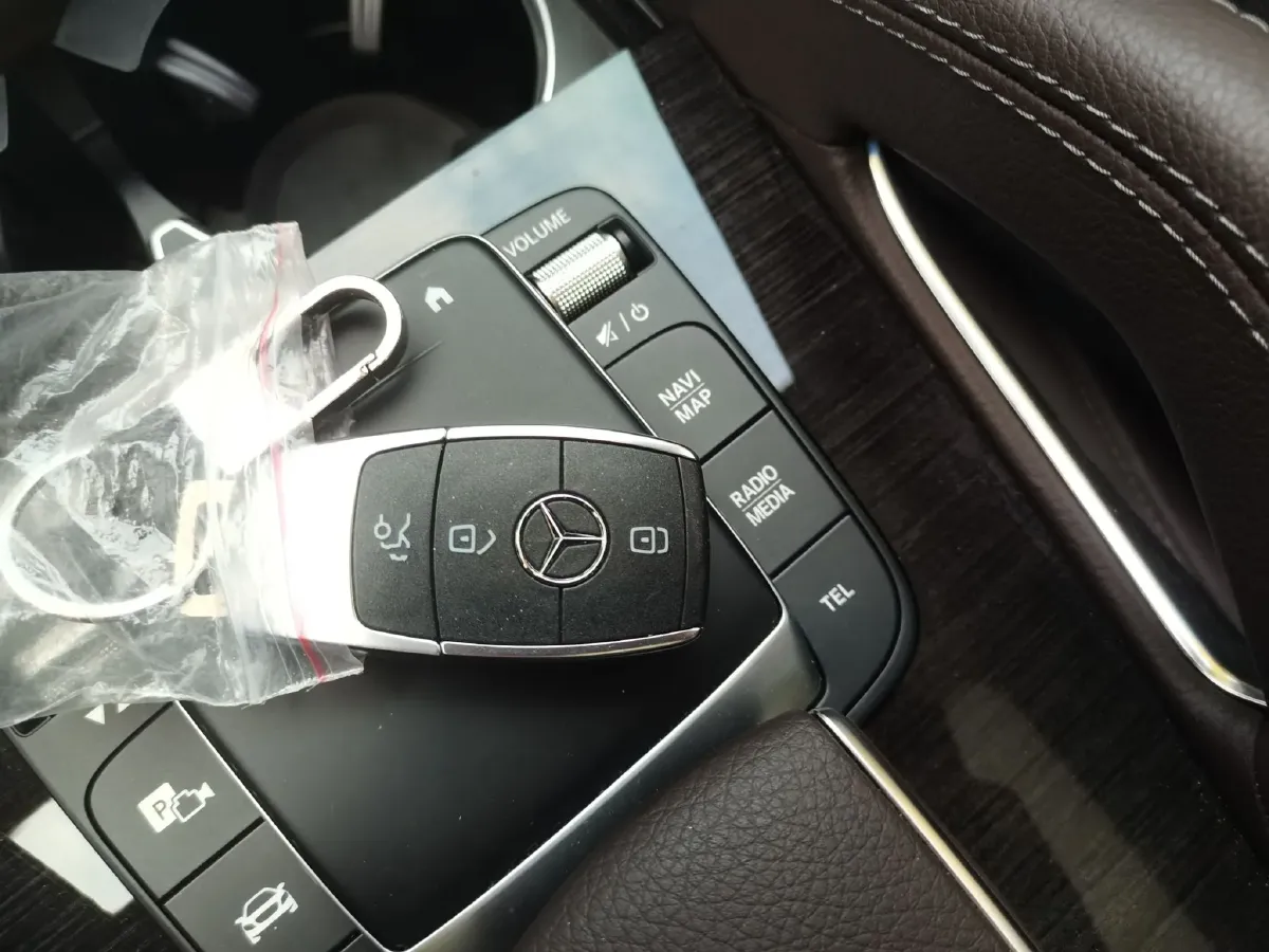 2021 Mercedes-Benz GLE Class 2.0T 258HP L4 9AT,autocango,china used car exporter,china ev exporter,chinese used car exporter,chinese used ev exporter