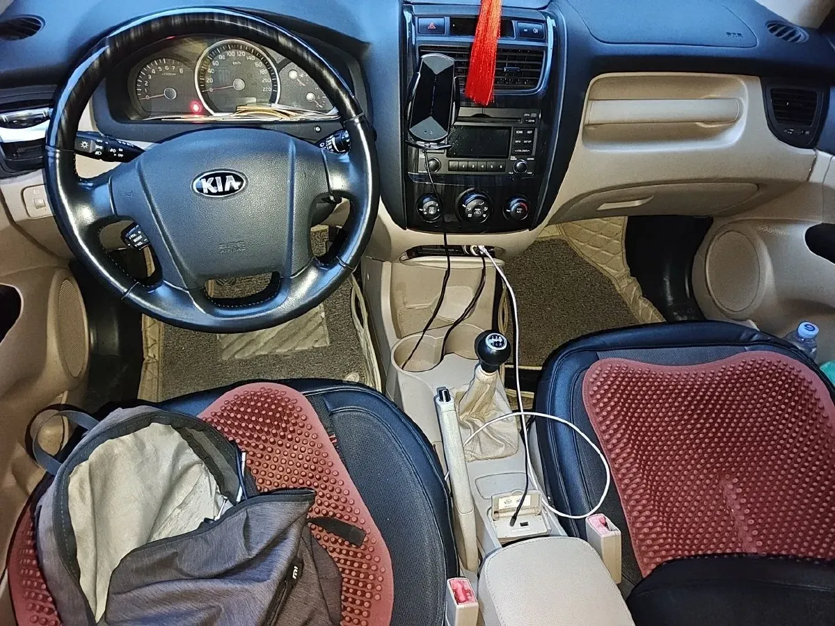 2013 Kia Sportage 2.0L 142HP L4 5MT,autocango,china used car exporter,china ev exporter,chinese used car exporter,chinese used ev exporter