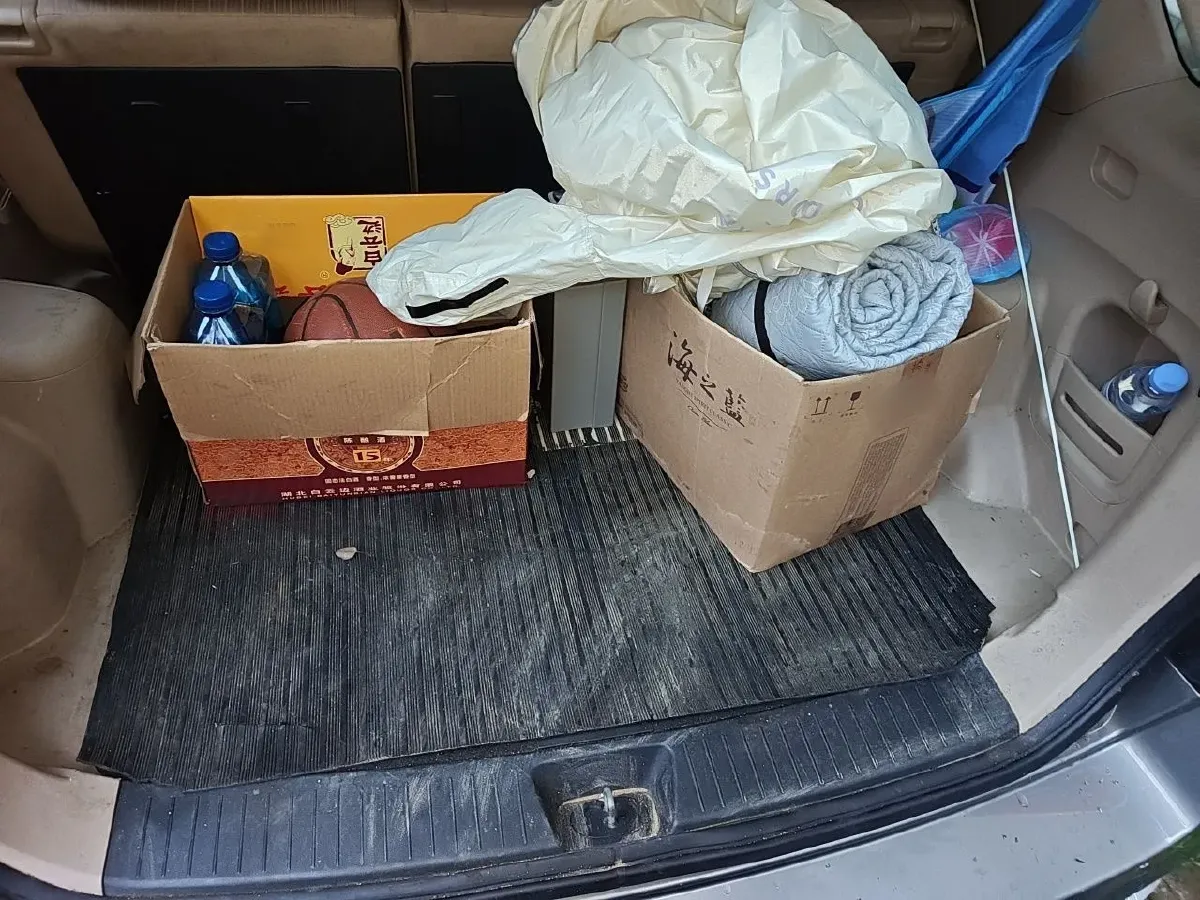 2013 Kia Sportage 2.0L 142HP L4 5MT,autocango,china used car exporter,china ev exporter,chinese used car exporter,chinese used ev exporter