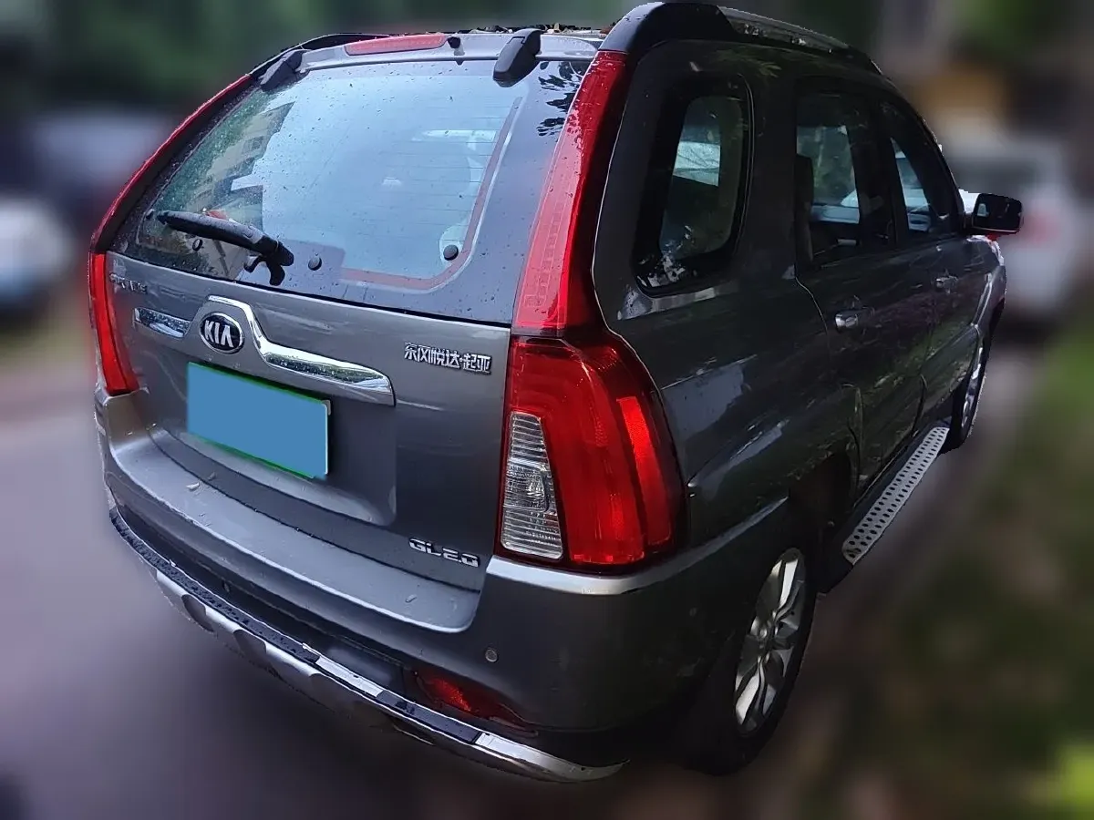 2013 Kia Sportage 2.0L 142HP L4 5MT,autocango,china used car exporter,china ev exporter,chinese used car exporter,chinese used ev exporter