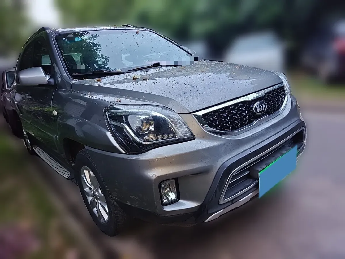 2013 Kia Sportage 2.0L 142HP L4 5MT,autocango,china used car exporter,china ev exporter,chinese used car exporter,chinese used ev exporter