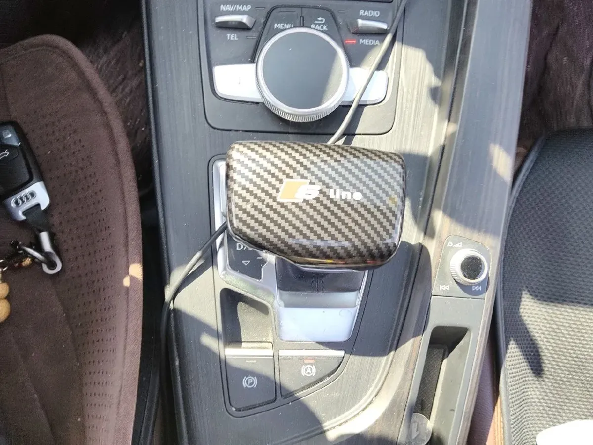 2018 Audi A4L 2.0T 190HP L4 7DCT,autocango,china used car exporter,china ev exporter,chinese used car exporter,chinese used ev exporter