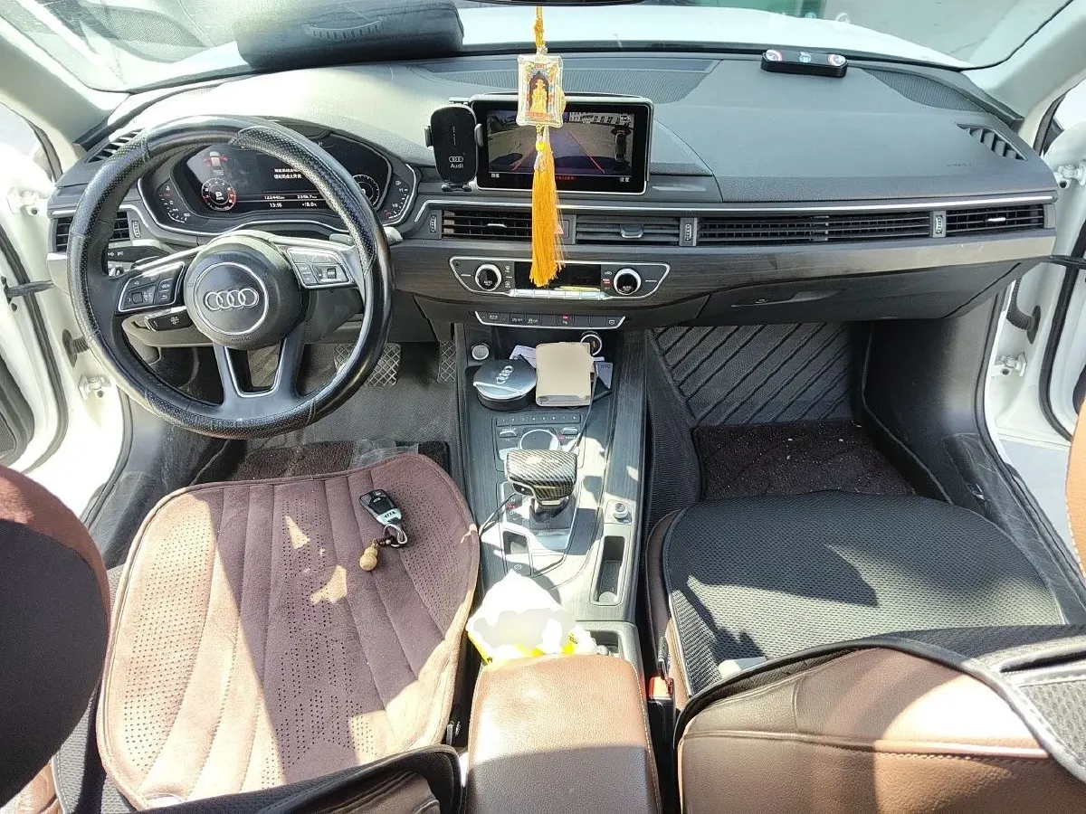 2018 Audi A4L 2.0T 190HP L4 7DCT,autocango,china used car exporter,china ev exporter,chinese used car exporter,chinese used ev exporter