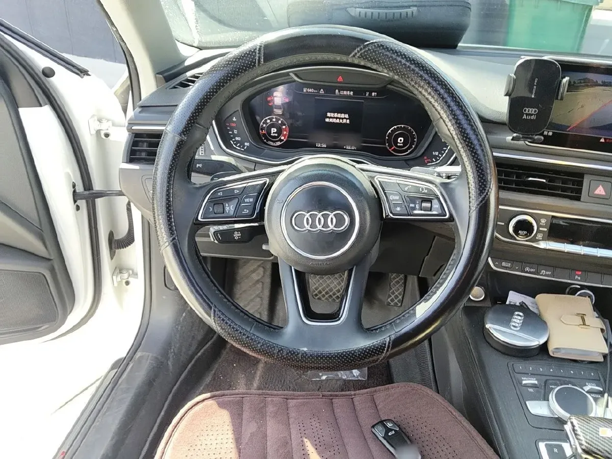 2018 Audi A4L 2.0T 190HP L4 7DCT,autocango,china used car exporter,china ev exporter,chinese used car exporter,chinese used ev exporter