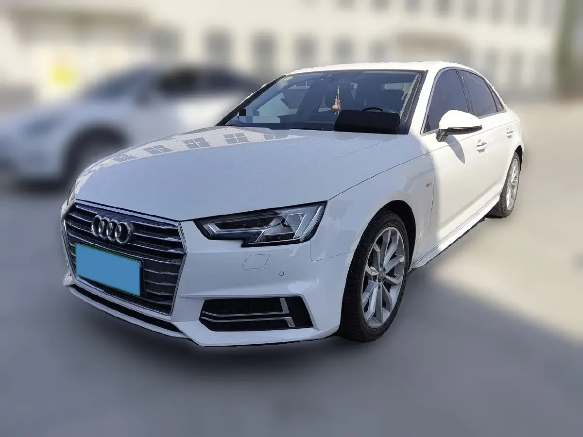 2018 Audi A4L 2.0T 190HP L4 7DCT,autocango,china used car exporter,china ev exporter,chinese used car exporter,chinese used ev exporter