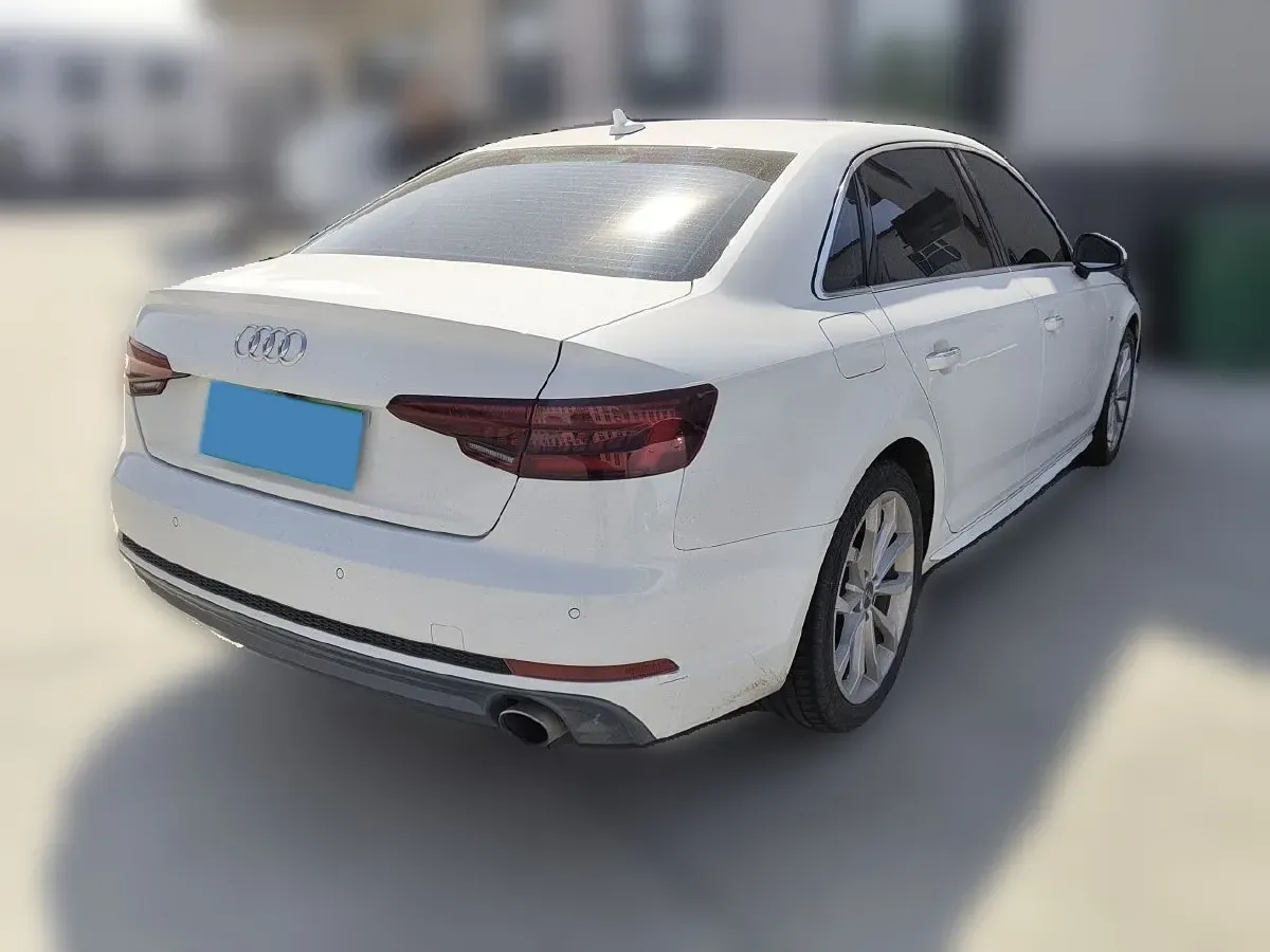 2018 Audi A4L 2.0T 190HP L4 7DCT,autocango,china used car exporter,china ev exporter,chinese used car exporter,chinese used ev exporter