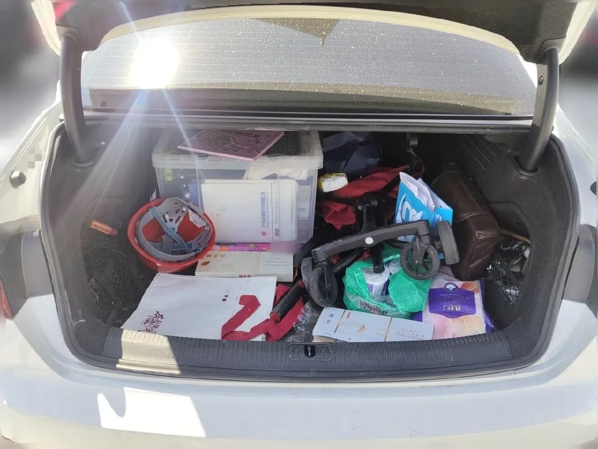 2018 Audi A4L 2.0T 190HP L4 7DCT,autocango,china used car exporter,china ev exporter,chinese used car exporter,chinese used ev exporter