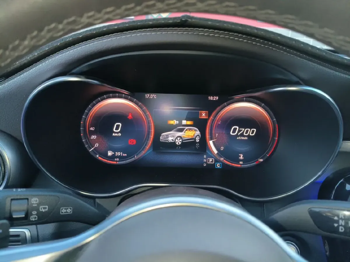 2021 Mercedes-Benz GLC Class 2.0T 197HP L4 9AT,autocango,china used car exporter,china ev exporter,chinese used car exporter,chinese used ev exporter