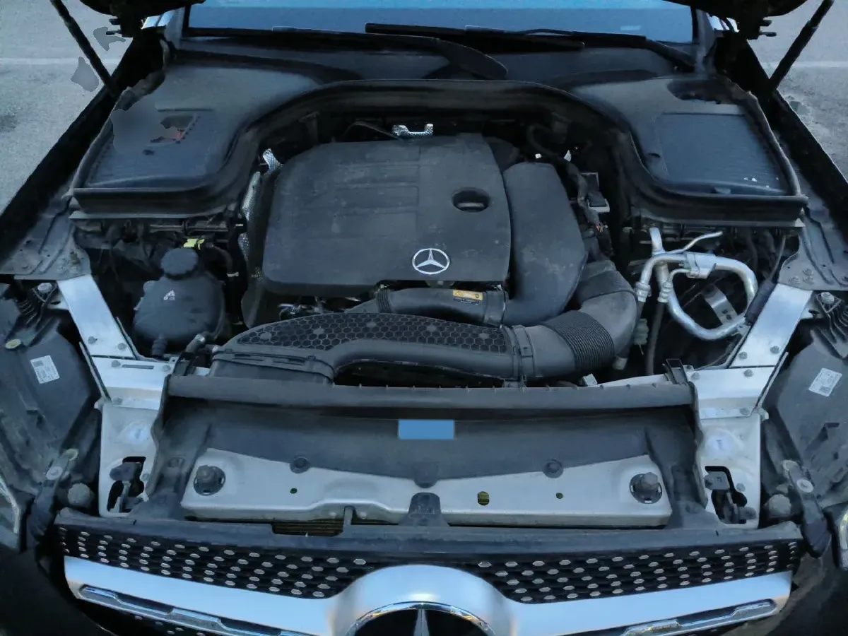 2021 Mercedes-Benz GLC Class 2.0T 197HP L4 9AT,autocango,china used car exporter,china ev exporter,chinese used car exporter,chinese used ev exporter