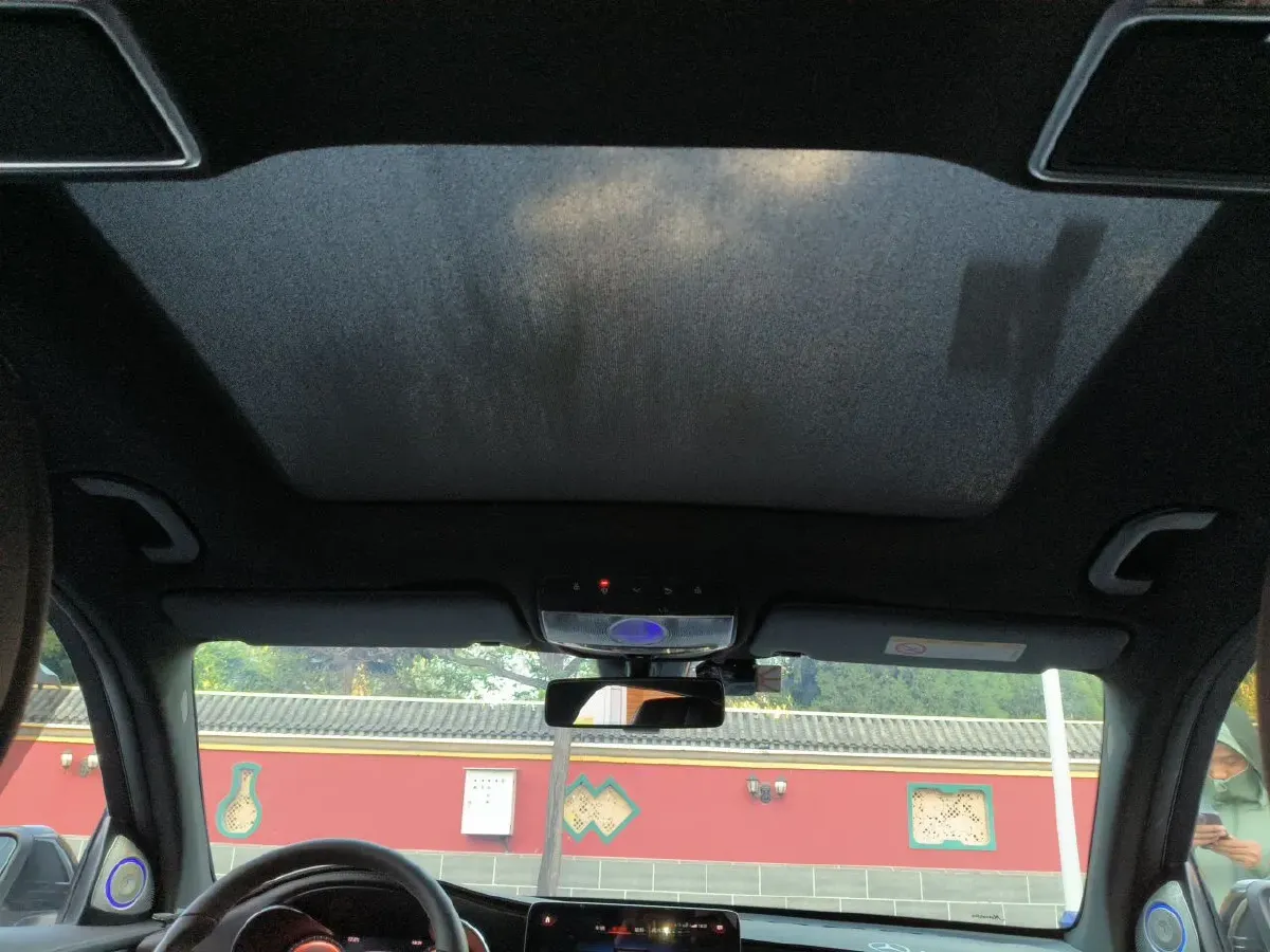 2021 Mercedes-Benz GLC Class 2.0T 197HP L4 9AT,autocango,china used car exporter,china ev exporter,chinese used car exporter,chinese used ev exporter