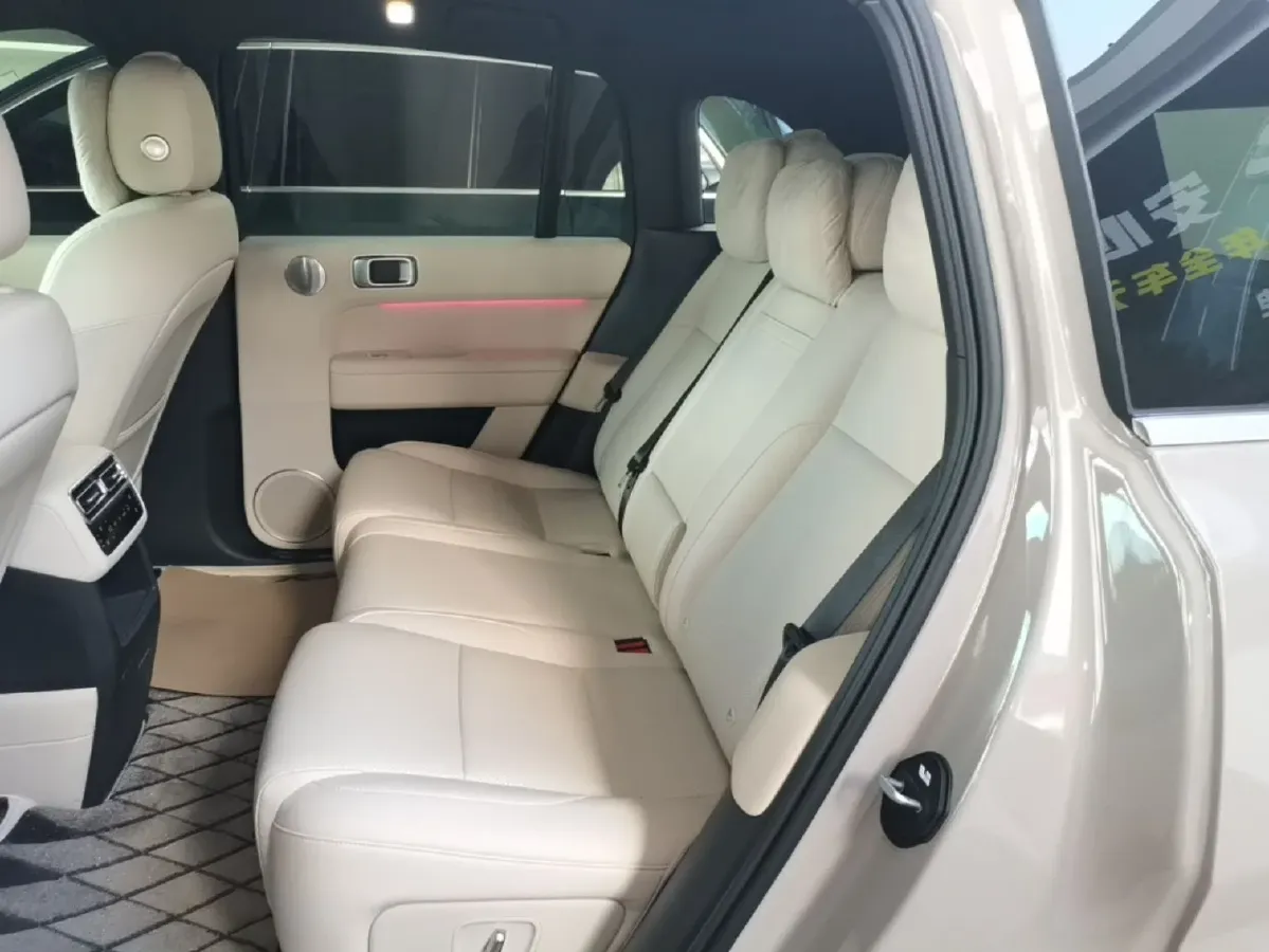 2024 Li L6 Range Extended 154HP L4 REEV 36.8KWH,autocango,china used car exporter,china ev exporter,chinese used car exporter,chinese used ev exporter