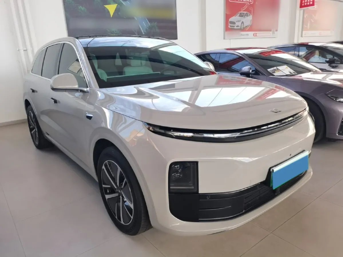 2024 Li L6 Range Extended 154HP L4 REEV 36.8KWH,autocango,china used car exporter,china ev exporter,chinese used car exporter,chinese used ev exporter