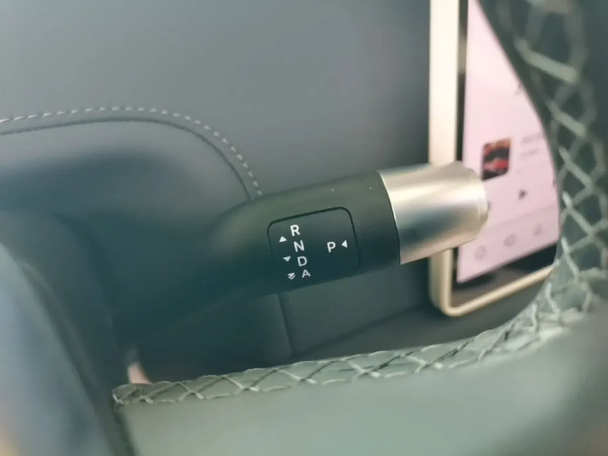 2024 Li L6 Range Extended 154HP L4 REEV 36.8KWH,autocango,china used car exporter,china ev exporter,chinese used car exporter,chinese used ev exporter