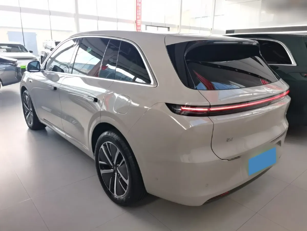 2024 Li L6 Range Extended 154HP L4 REEV 36.8KWH,autocango,china used car exporter,china ev exporter,chinese used car exporter,chinese used ev exporter
