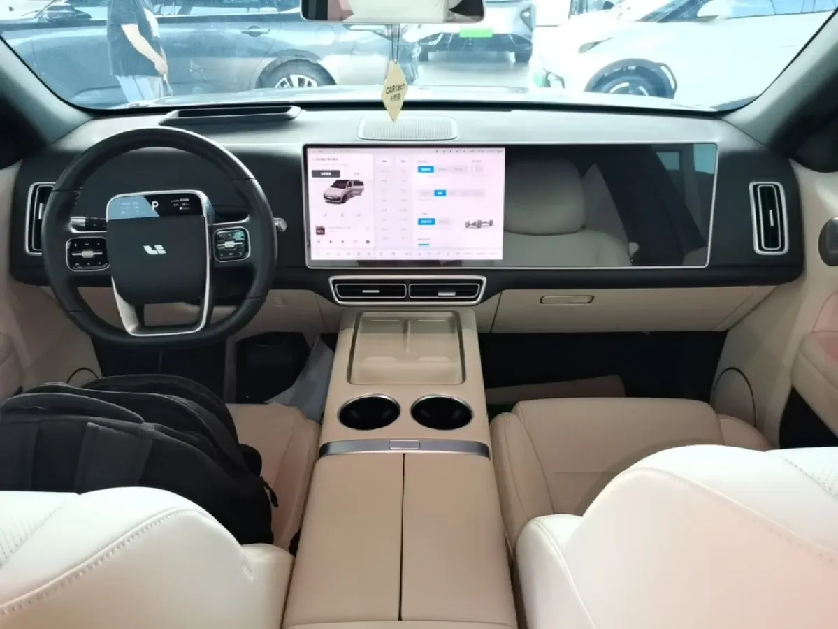 2024 Li L6 Range Extended 154HP L4 REEV 36.8KWH,autocango,china used car exporter,china ev exporter,chinese used car exporter,chinese used ev exporter