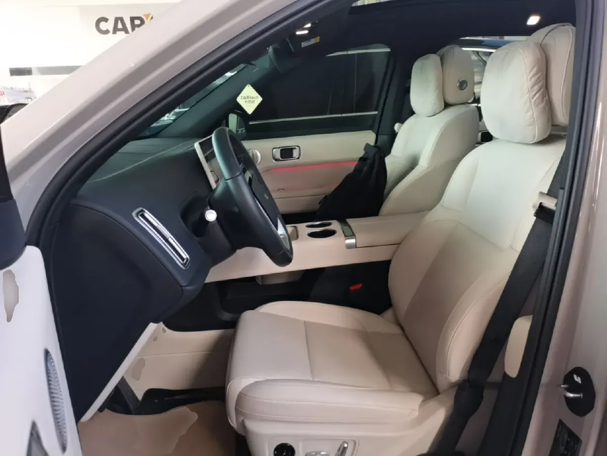 2024 Li L6 Range Extended 154HP L4 REEV 36.8KWH,autocango,china used car exporter,china ev exporter,chinese used car exporter,chinese used ev exporter