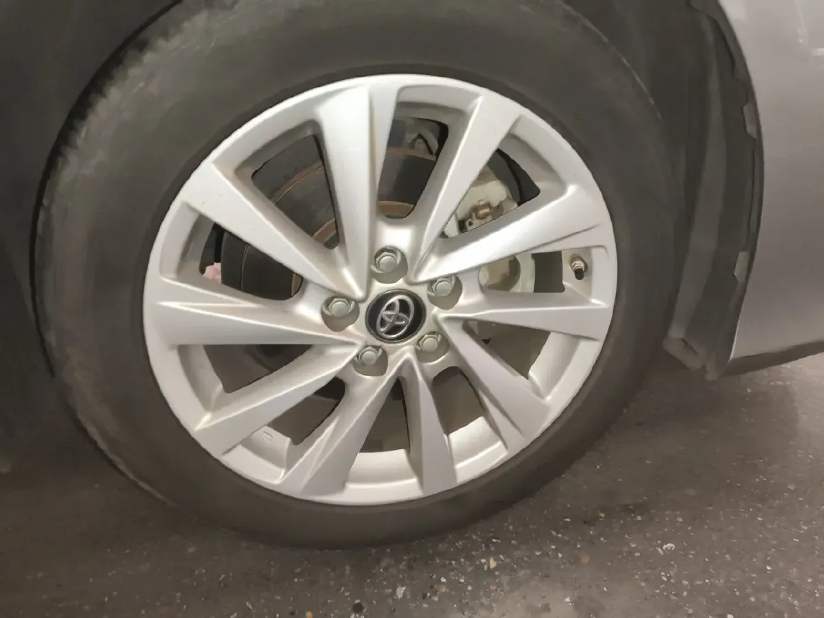 2021 Toyota Camry 2.0L 178HP L4 CVT,autocango,china used car exporter,china ev exporter,chinese used car exporter,chinese used ev exporter