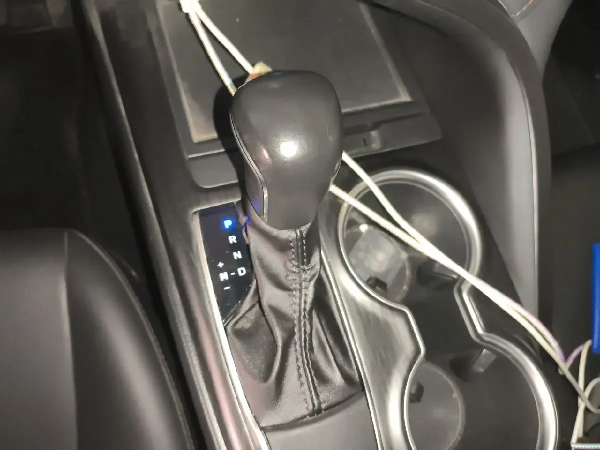 2021 Toyota Camry 2.0L 178HP L4 CVT,autocango,china used car exporter,china ev exporter,chinese used car exporter,chinese used ev exporter