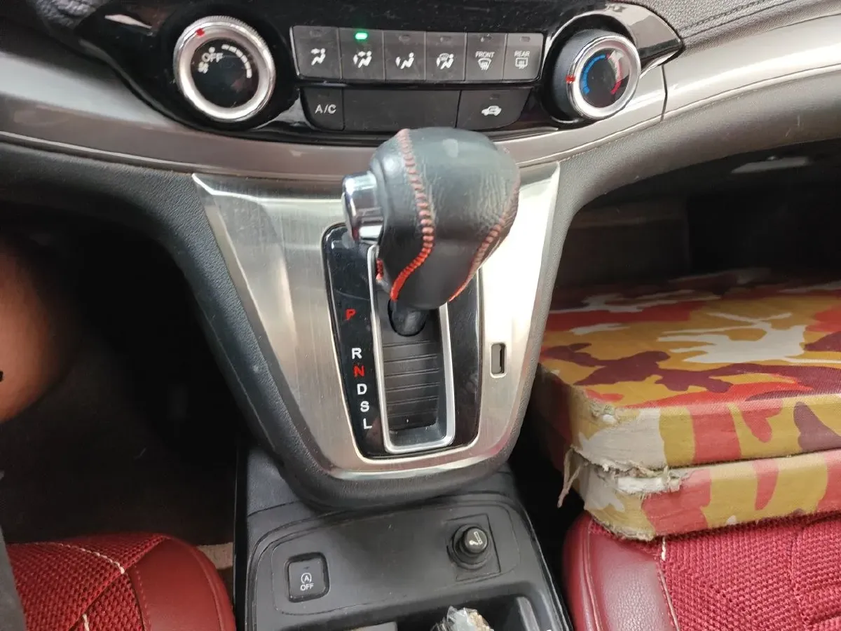 2015 Honda CR-V 2.0L 155HP L4 CVT,autocango,china used car exporter,china ev exporter,chinese used car exporter,chinese used ev exporter