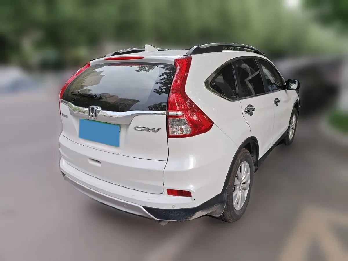 2015 Honda CR-V 2.0L 155HP L4 CVT,autocango,china used car exporter,china ev exporter,chinese used car exporter,chinese used ev exporter