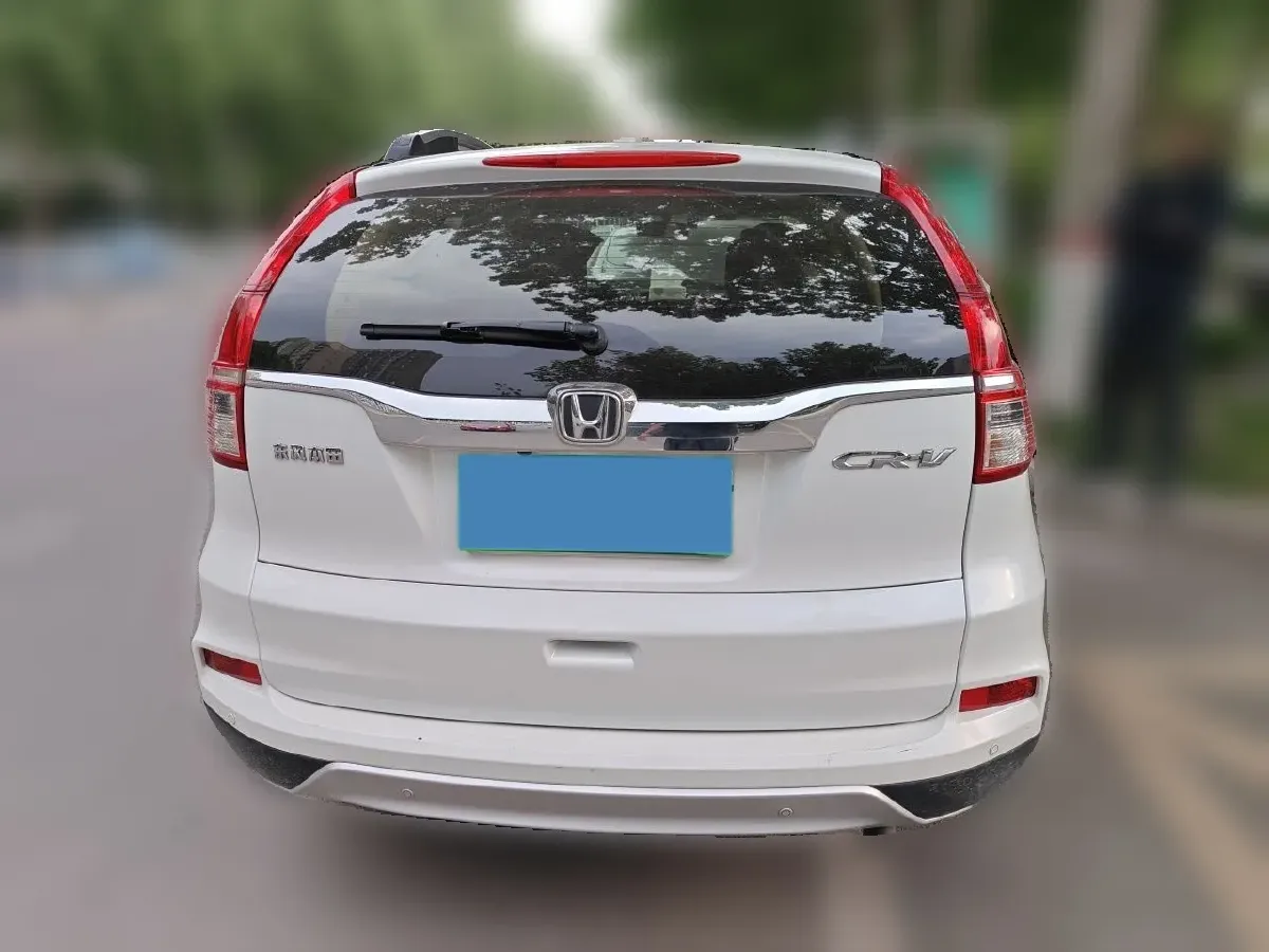 2015 Honda CR-V 2.0L 155HP L4 CVT,autocango,china used car exporter,china ev exporter,chinese used car exporter,chinese used ev exporter