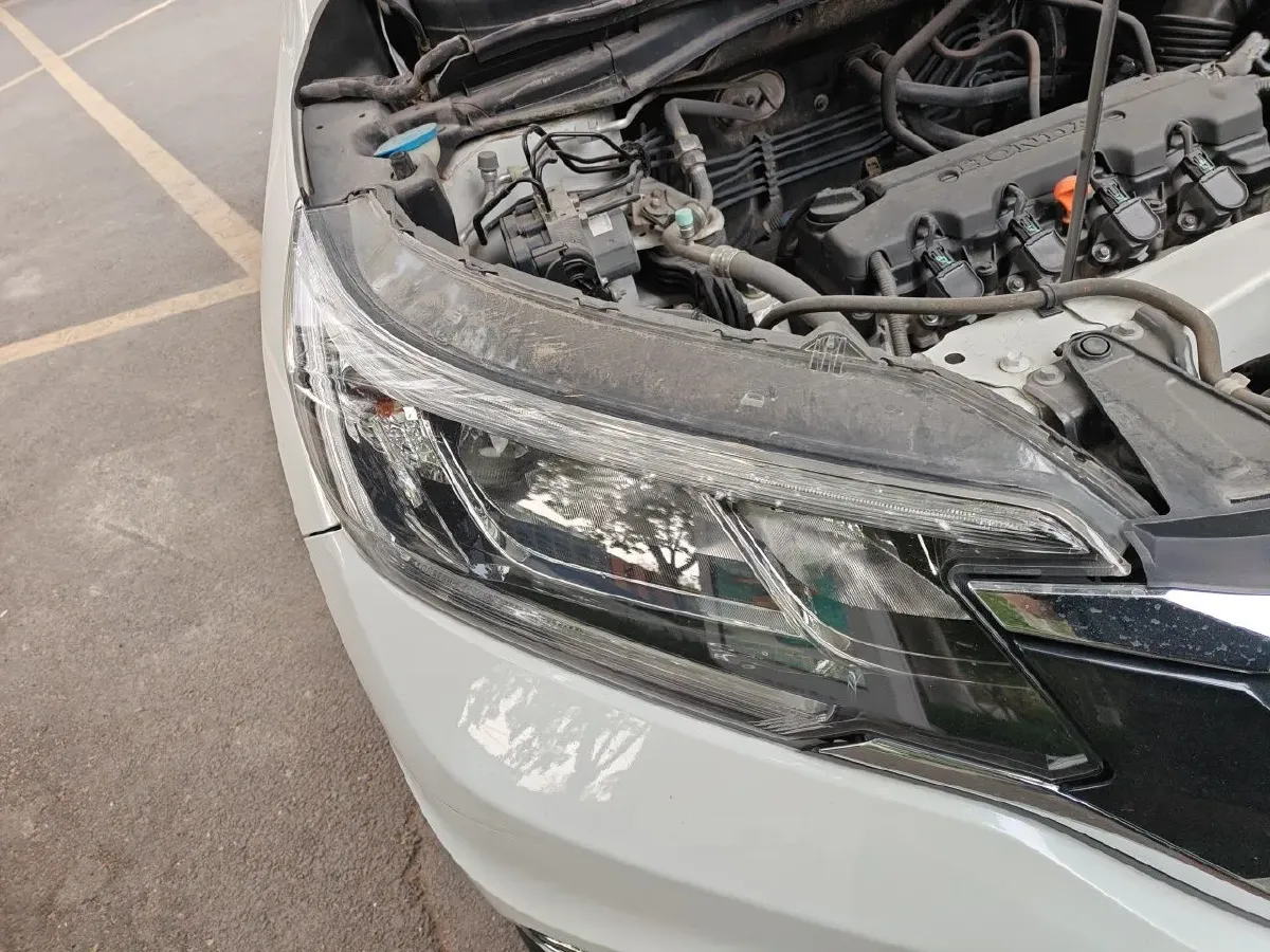 2015 Honda CR-V 2.0L 155HP L4 CVT,autocango,china used car exporter,china ev exporter,chinese used car exporter,chinese used ev exporter