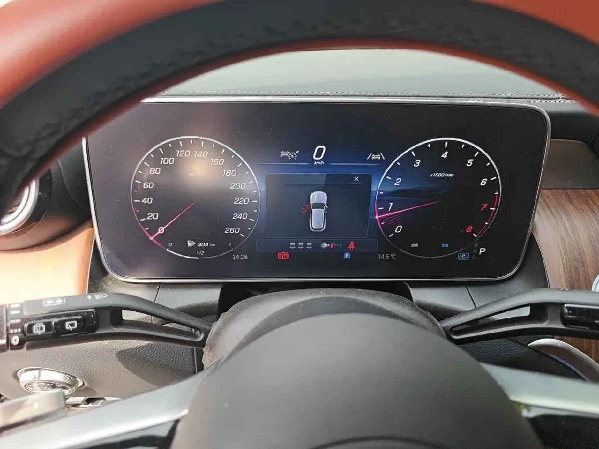 2025 Mercedes-Benz GLC Class 2.0T 258HP L4 9AT,autocango,china used car exporter,china ev exporter,chinese used car exporter,chinese used ev exporter