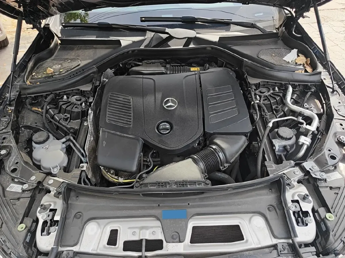 2025 Mercedes-Benz GLC Class 2.0T 258HP L4 9AT,autocango,china used car exporter,china ev exporter,chinese used car exporter,chinese used ev exporter