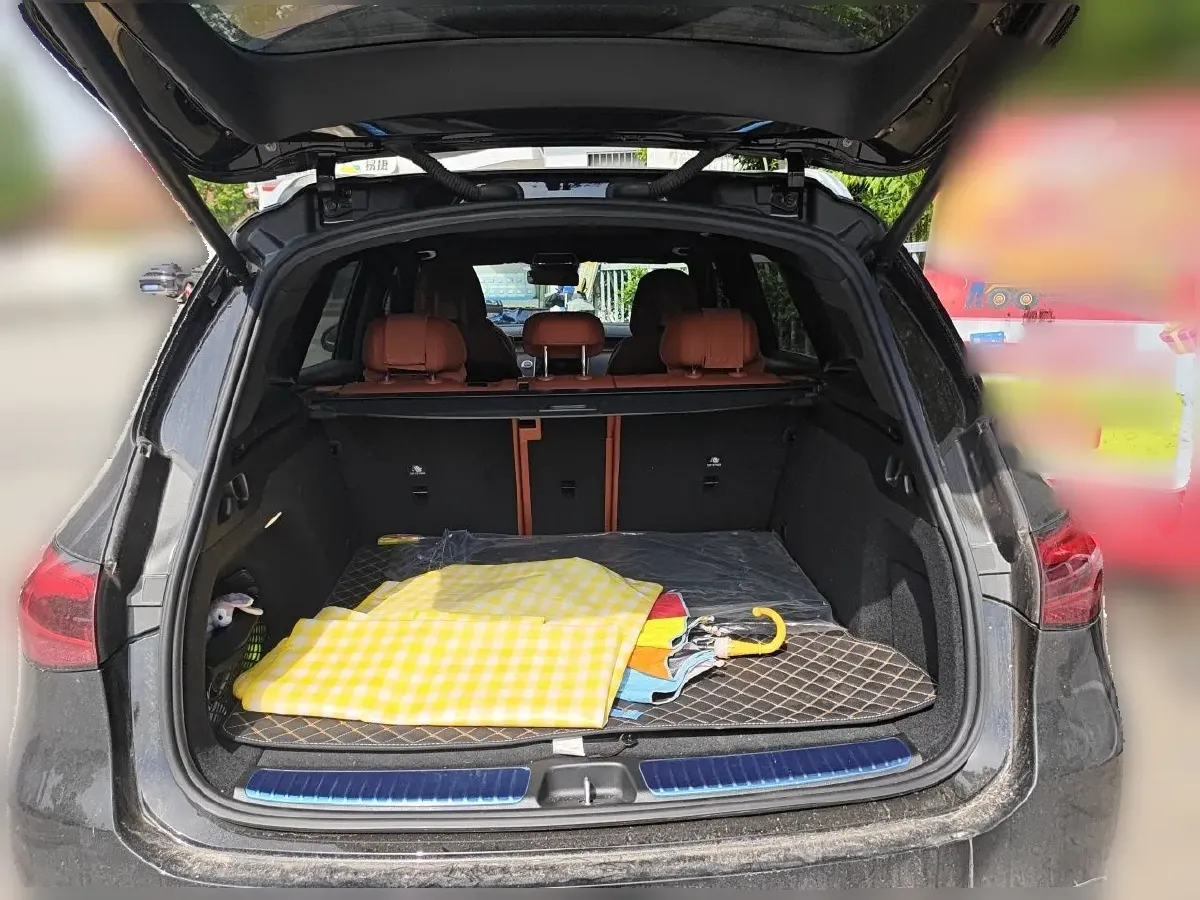 2025 Mercedes-Benz GLC Class 2.0T 258HP L4 9AT,autocango,china used car exporter,china ev exporter,chinese used car exporter,chinese used ev exporter