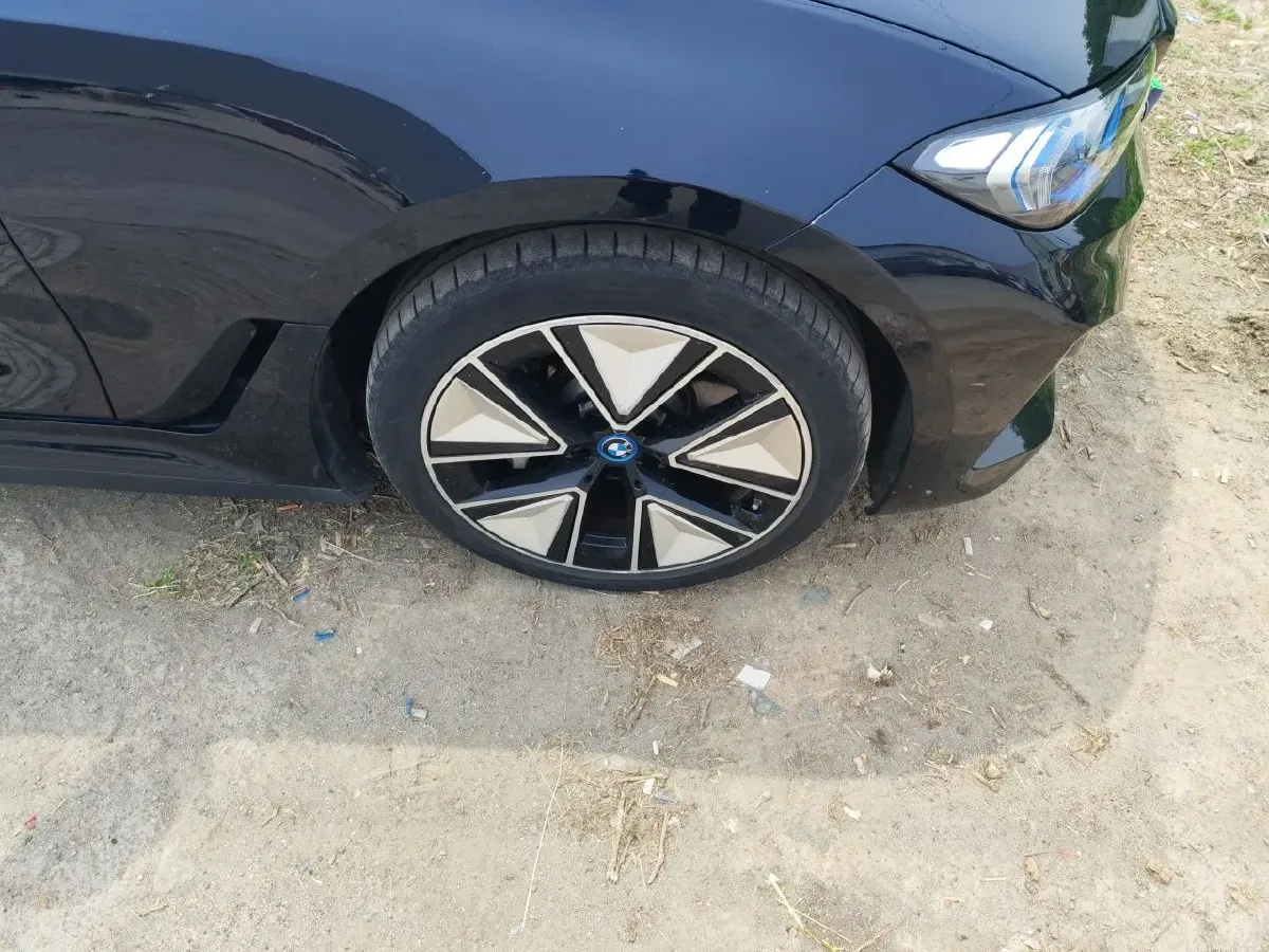 2024 BMW i3 BEV 79.05KWH,autocango,china used car exporter,china ev exporter,chinese used car exporter,chinese used ev exporter