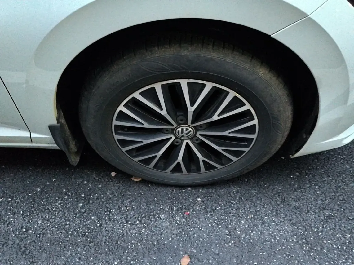 2021 Volkswagen T-Cross 1.4T 150HP L4 7DCT,autocango,china used car exporter,china ev exporter,chinese used car exporter,chinese used ev exporter