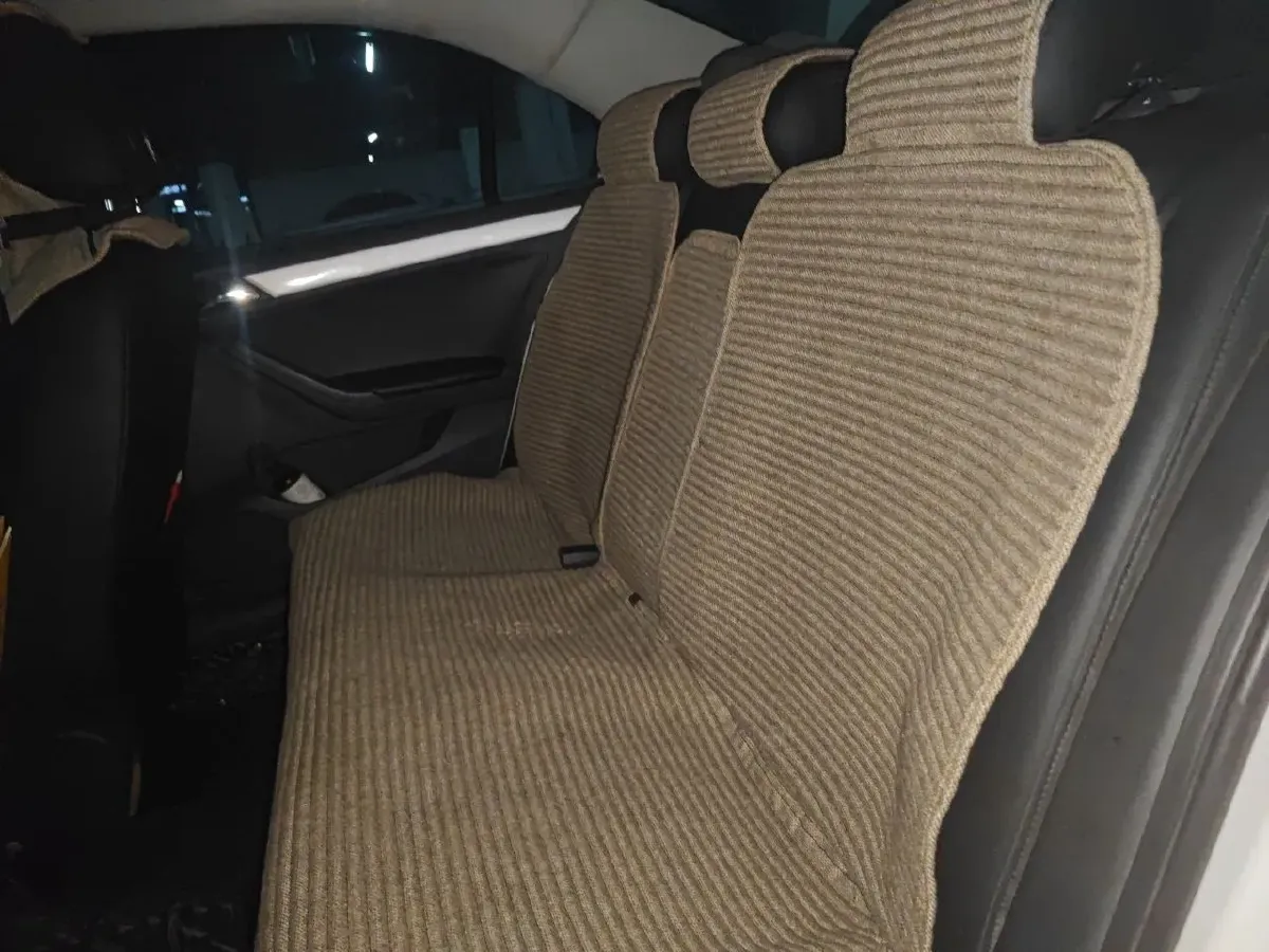 2015 Volkswagen Jetta 1.6L 110HP L4 5MT,autocango,china used car exporter,china ev exporter,chinese used car exporter,chinese used ev exporter