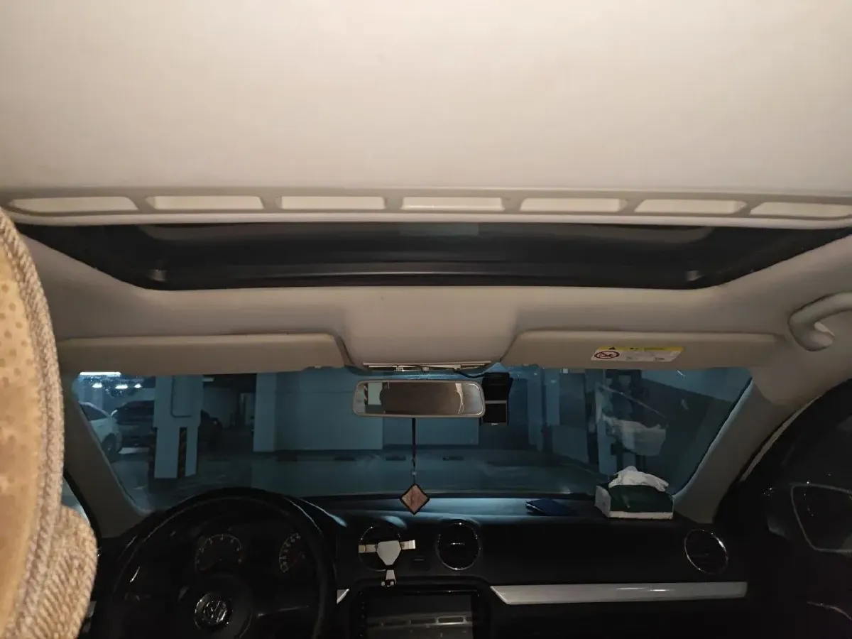 2015 Volkswagen Jetta 1.6L 110HP L4 5MT,autocango,china used car exporter,china ev exporter,chinese used car exporter,chinese used ev exporter