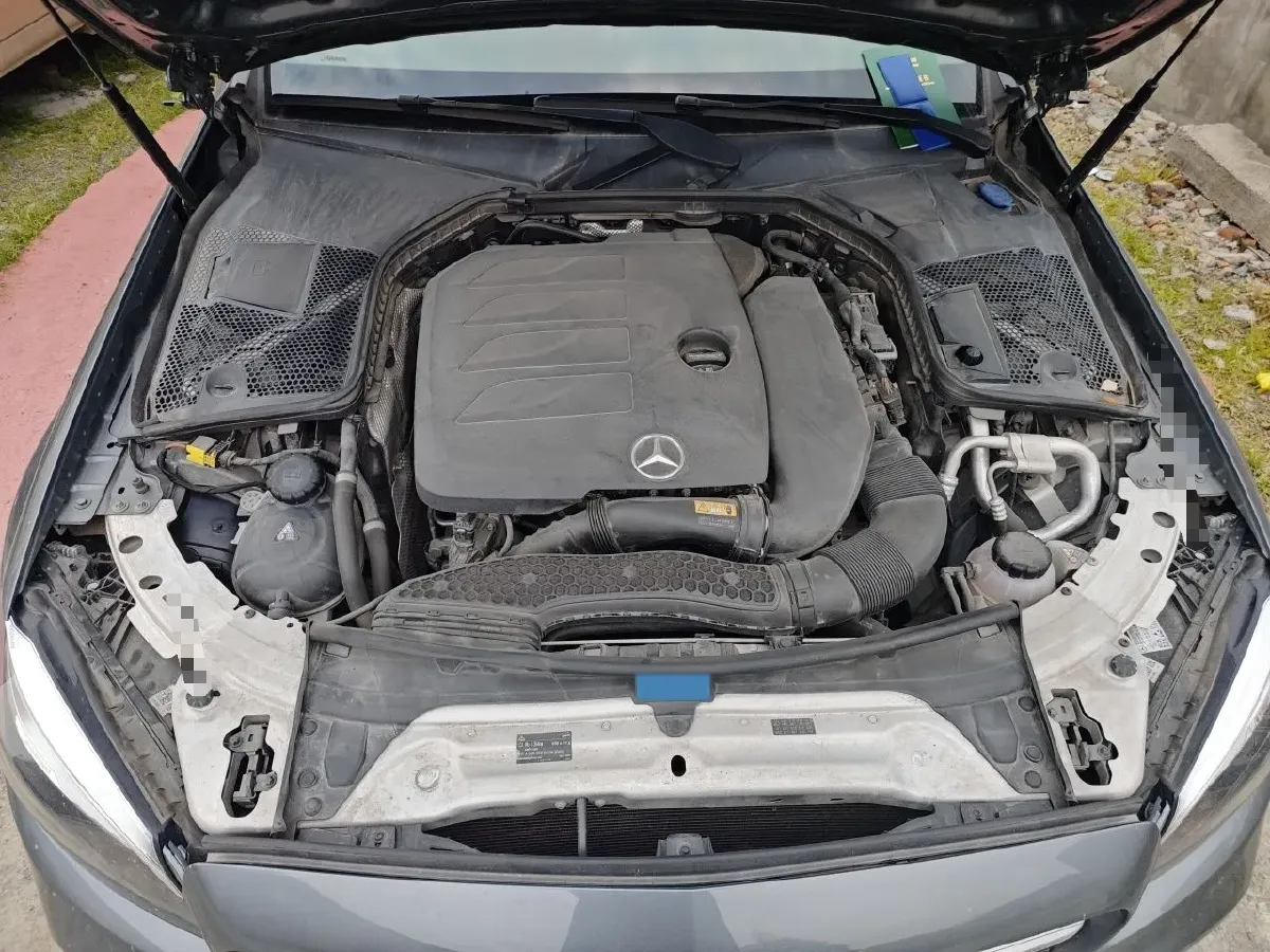 2020 Mercedes-Benz C Class 1.5T 184HP L4 9AT,autocango,china used car exporter,china ev exporter,chinese used car exporter,chinese used ev exporter