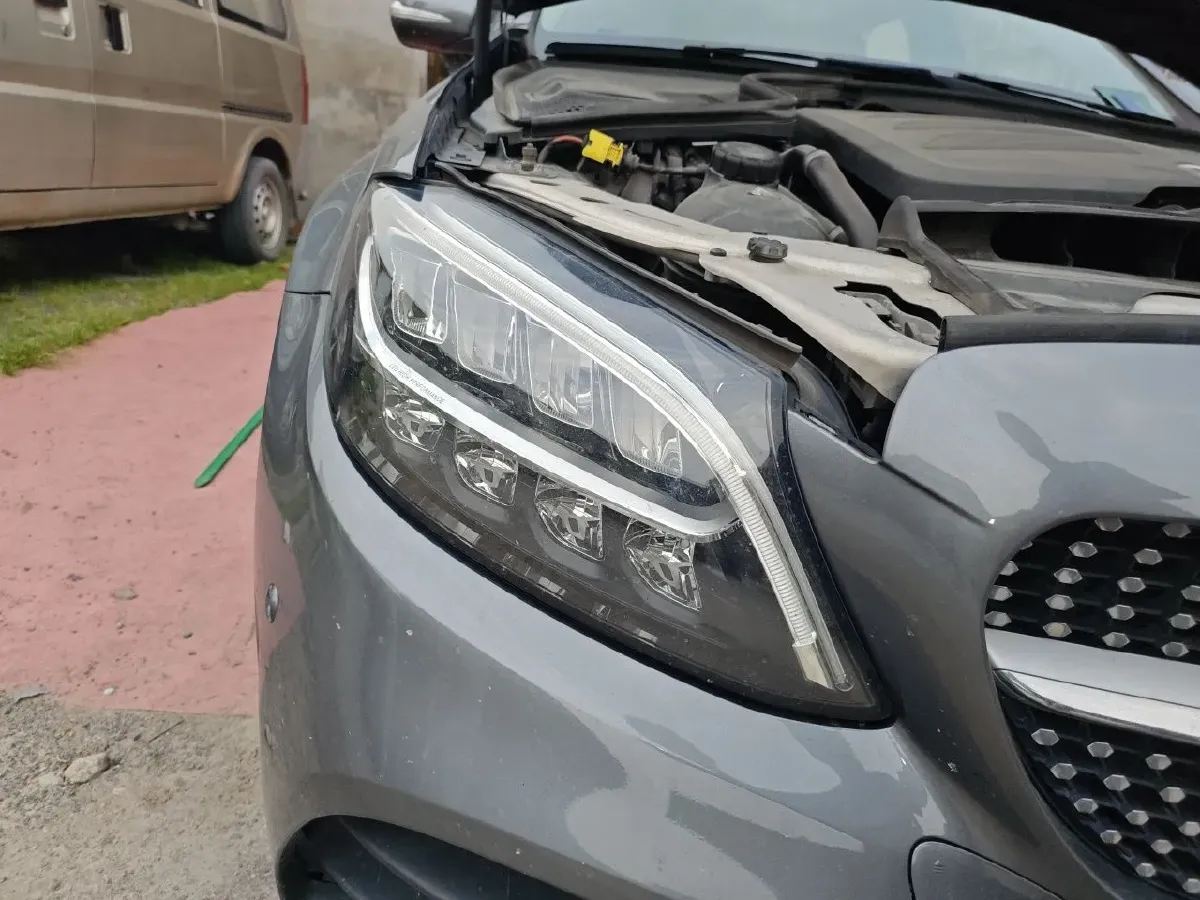 2020 Mercedes-Benz C Class 1.5T 184HP L4 9AT,autocango,china used car exporter,china ev exporter,chinese used car exporter,chinese used ev exporter