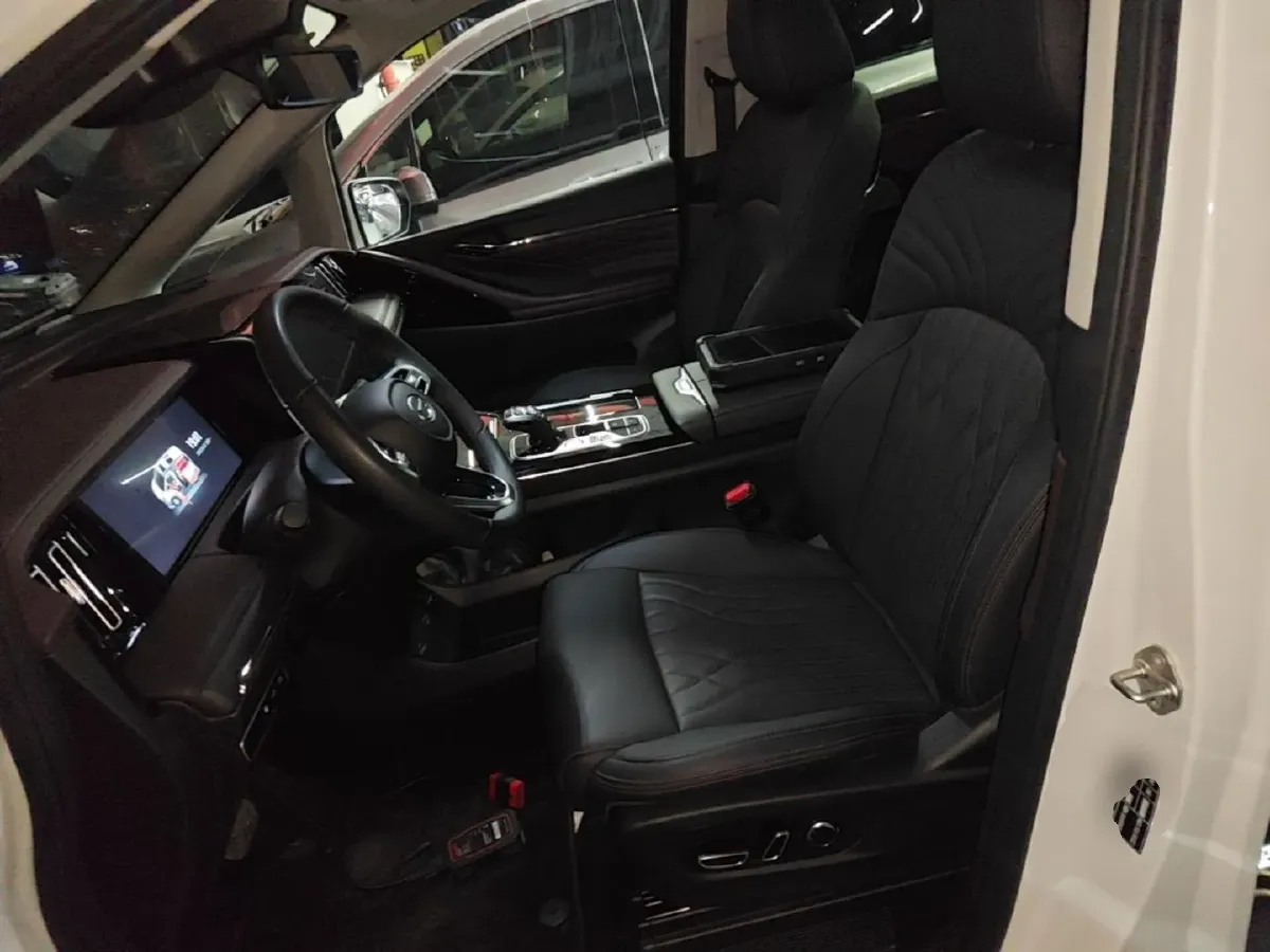 2024 GAC Trumpchi M8 2.0T 190HP L4 2DHT Hybrid,autocango,china used car exporter,china ev exporter,chinese used car exporter,chinese used ev exporter