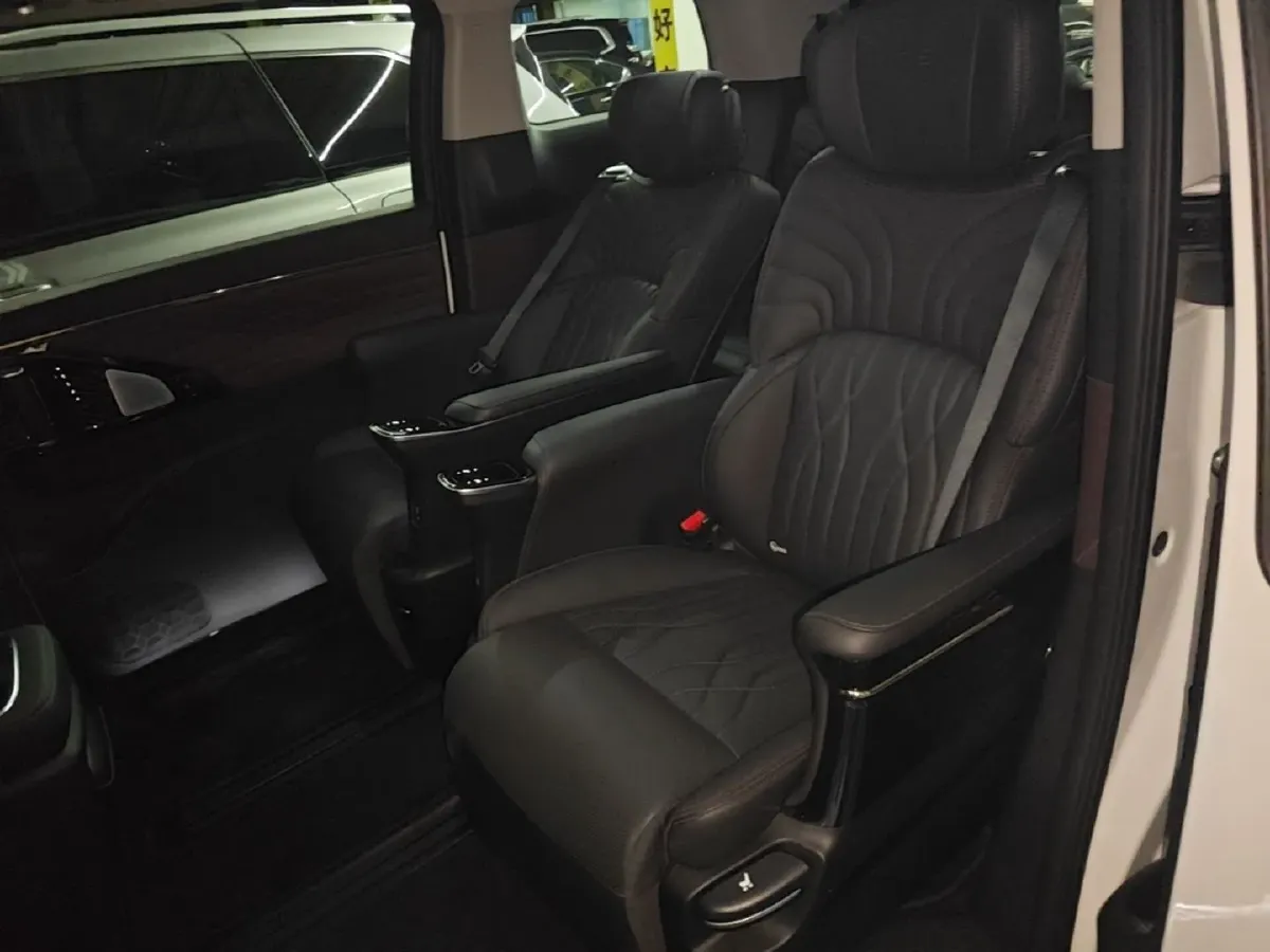 2024 GAC Trumpchi M8 2.0T 190HP L4 2DHT Hybrid,autocango,china used car exporter,china ev exporter,chinese used car exporter,chinese used ev exporter