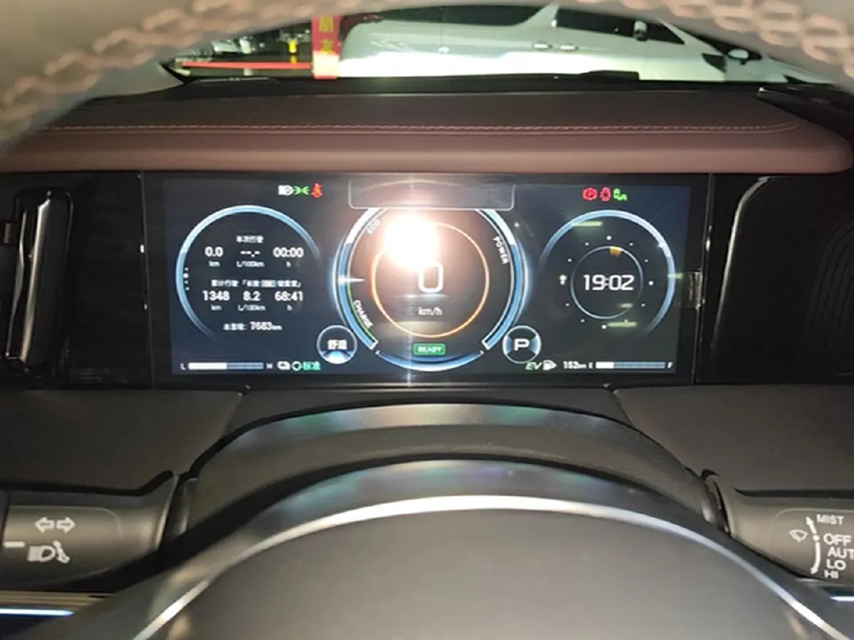 2024 GAC Trumpchi M8 2.0T 190HP L4 2DHT Hybrid,autocango,china used car exporter,china ev exporter,chinese used car exporter,chinese used ev exporter