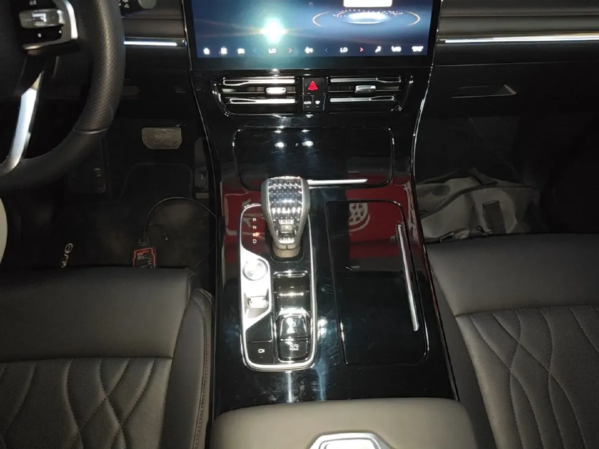 2024 GAC Trumpchi M8 2.0T 190HP L4 2DHT Hybrid,autocango,china used car exporter,china ev exporter,chinese used car exporter,chinese used ev exporter