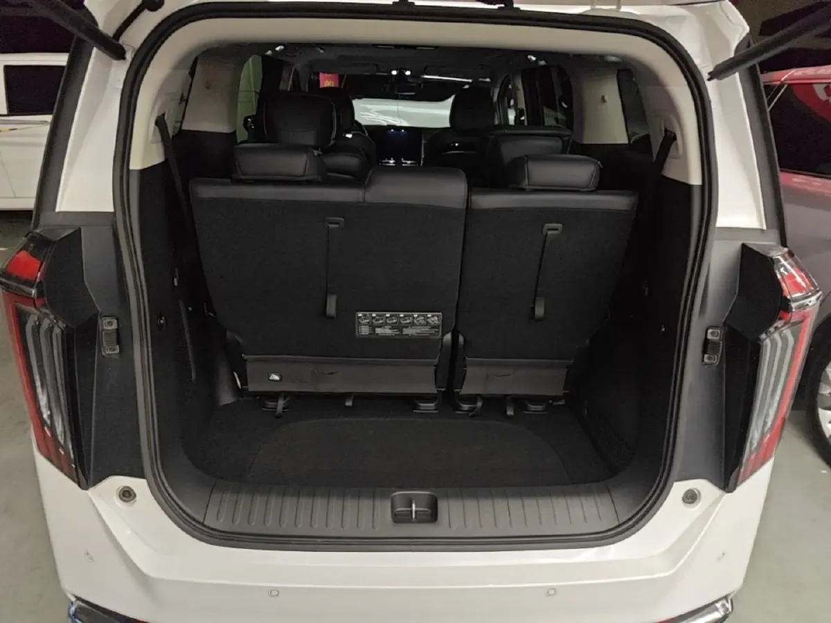 2024 GAC Trumpchi M8 2.0T 190HP L4 2DHT Hybrid,autocango,china used car exporter,china ev exporter,chinese used car exporter,chinese used ev exporter