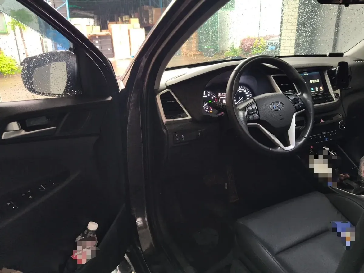 2015 Hyundai ix35 2.0L 160HP L4 6AT,autocango,china used car exporter,china ev exporter,chinese used car exporter,chinese used ev exporter