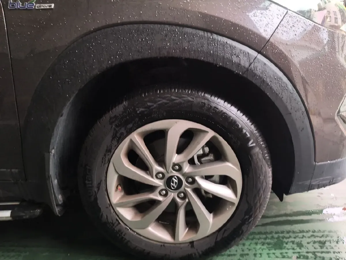 2015 Hyundai ix35 2.0L 160HP L4 6AT,autocango,china used car exporter,china ev exporter,chinese used car exporter,chinese used ev exporter