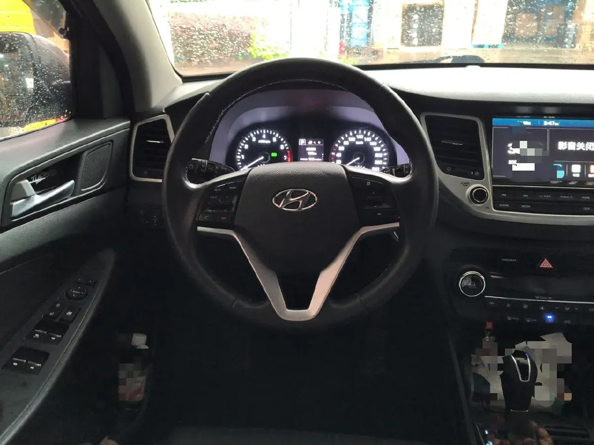 2015 Hyundai ix35 2.0L 160HP L4 6AT,autocango,china used car exporter,china ev exporter,chinese used car exporter,chinese used ev exporter