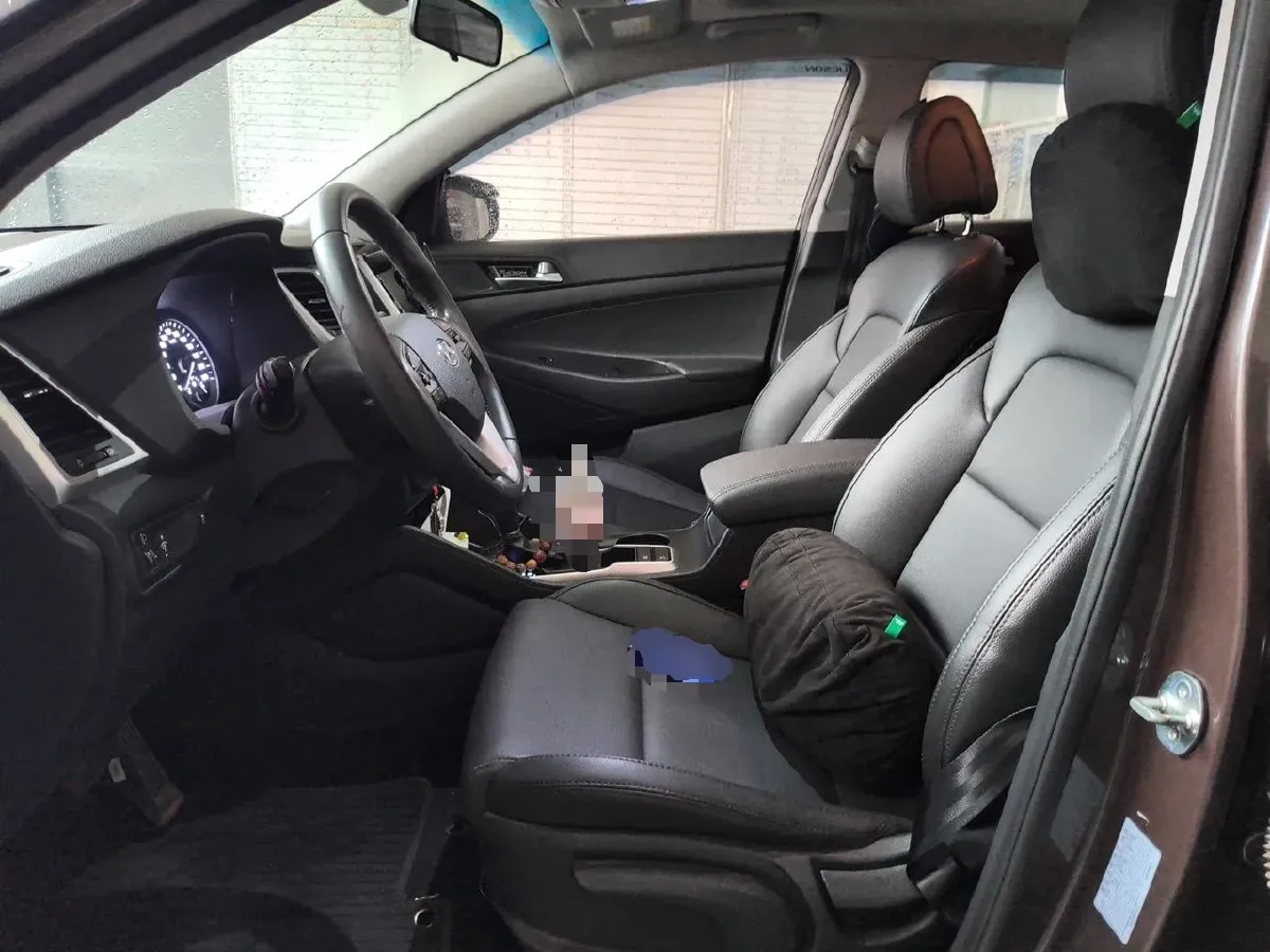 2015 Hyundai ix35 2.0L 160HP L4 6AT,autocango,china used car exporter,china ev exporter,chinese used car exporter,chinese used ev exporter
